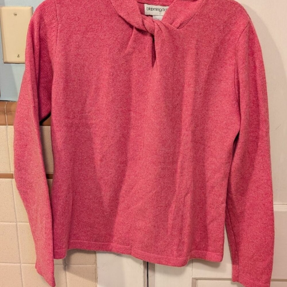 Bloomingdale's Cashmere Sweater Pink LARGE EUC